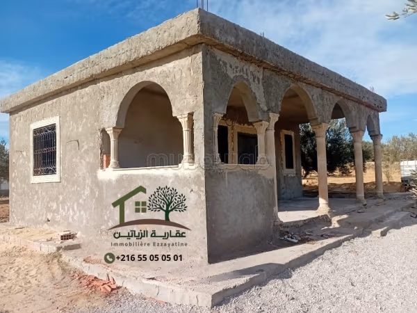 TERRENO AGRICOLO CON STUDIO IN VENDITA