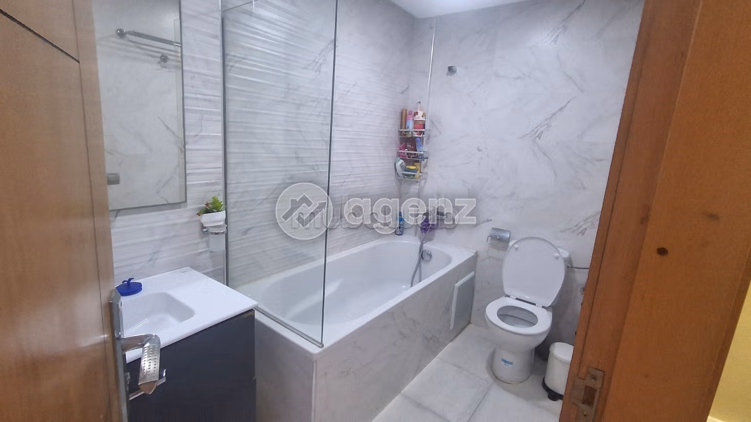 Duplex à vendre 234 m², 4 chambres Hay Hassani Casablanca
