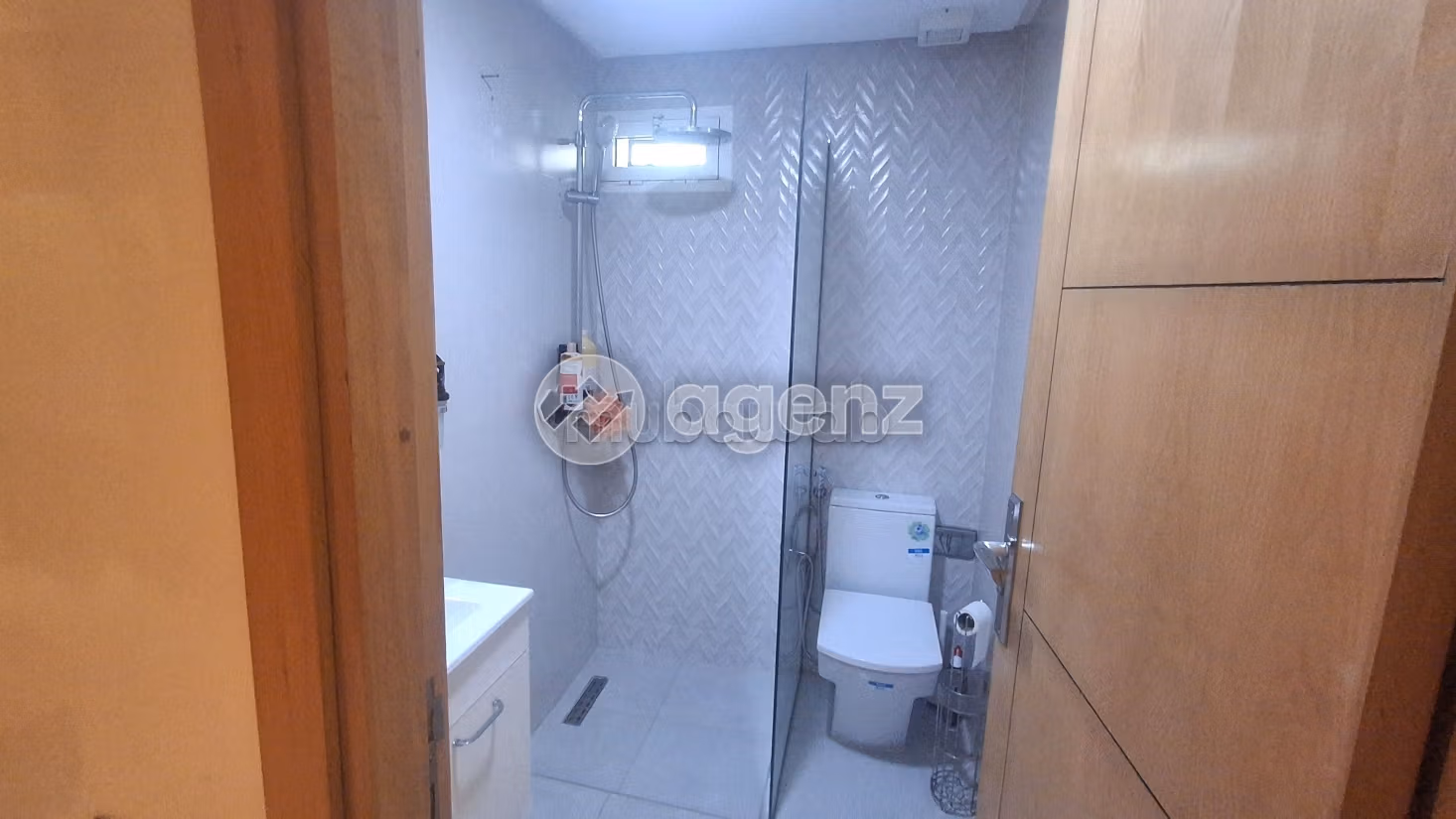 Duplex à vendre 234 m², 4 chambres Hay Hassani Casablanca