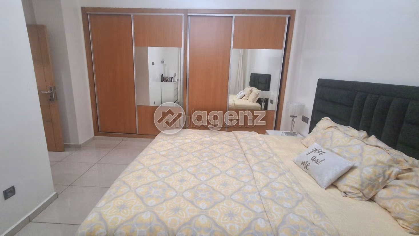 Duplex à vendre 234 m², 4 chambres Hay Hassani Casablanca