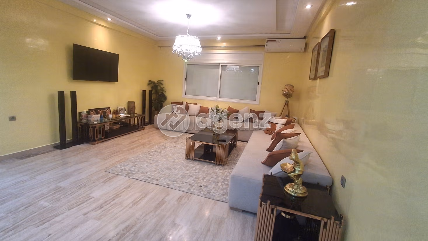 Duplex à vendre 234 m², 4 chambres Hay Hassani Casablanca