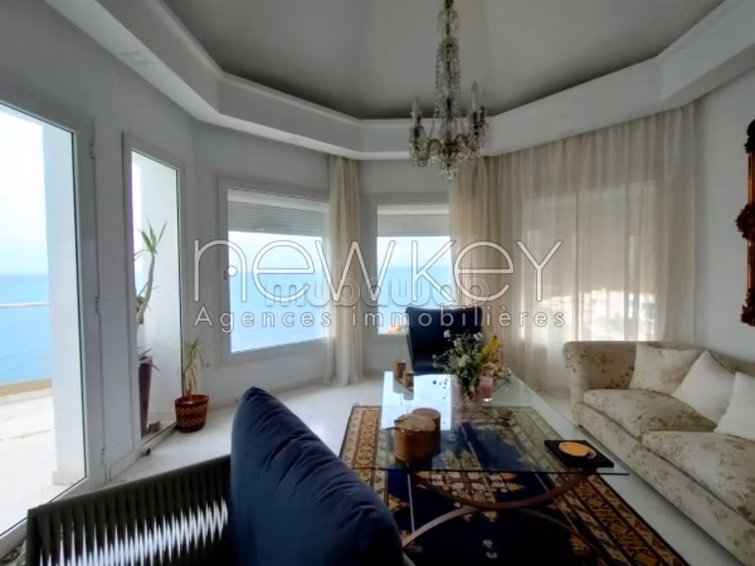 Superbe appartement plein vue mer