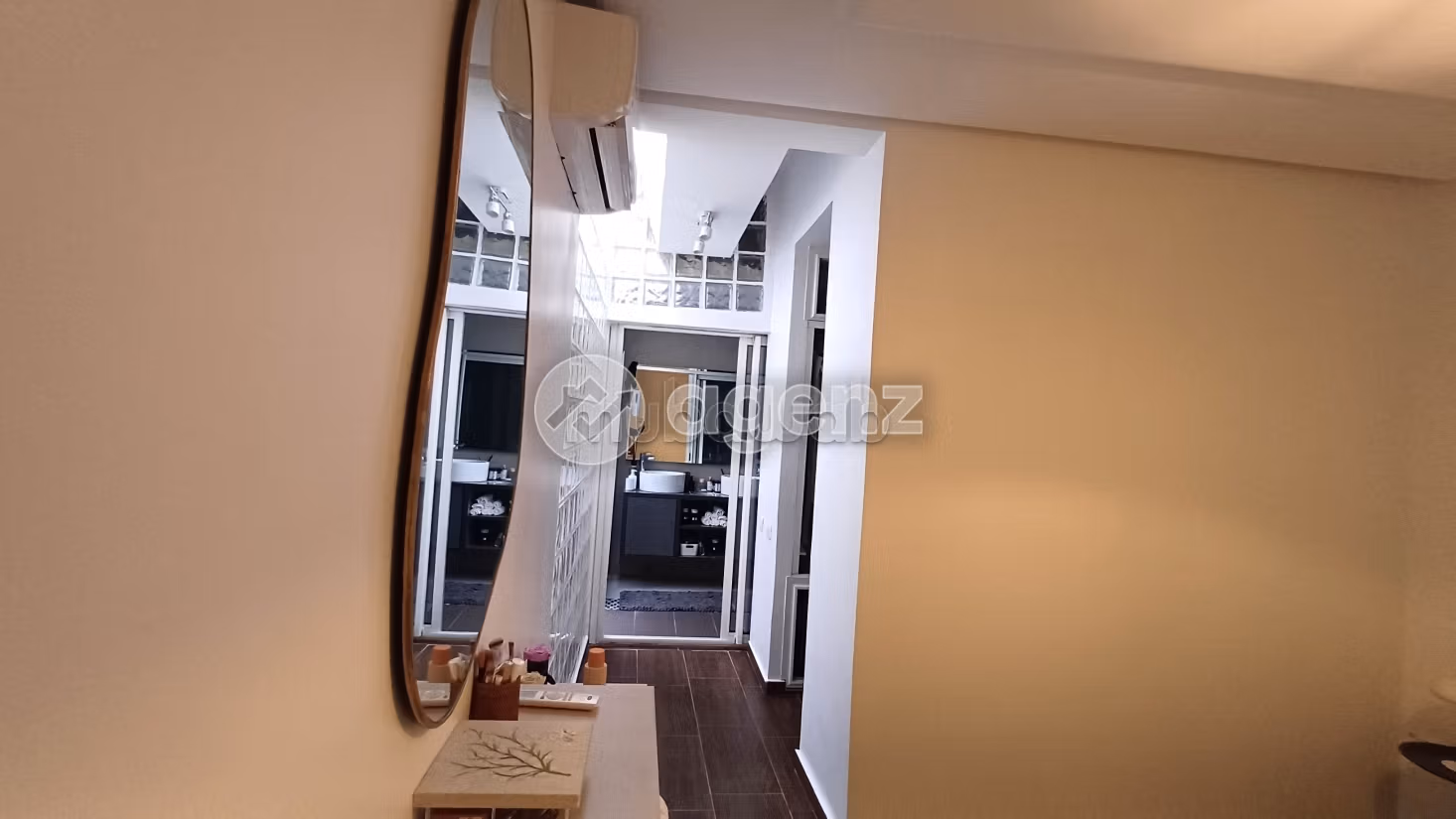 Appartement 67 m² f Bourgogne Ouest — 13