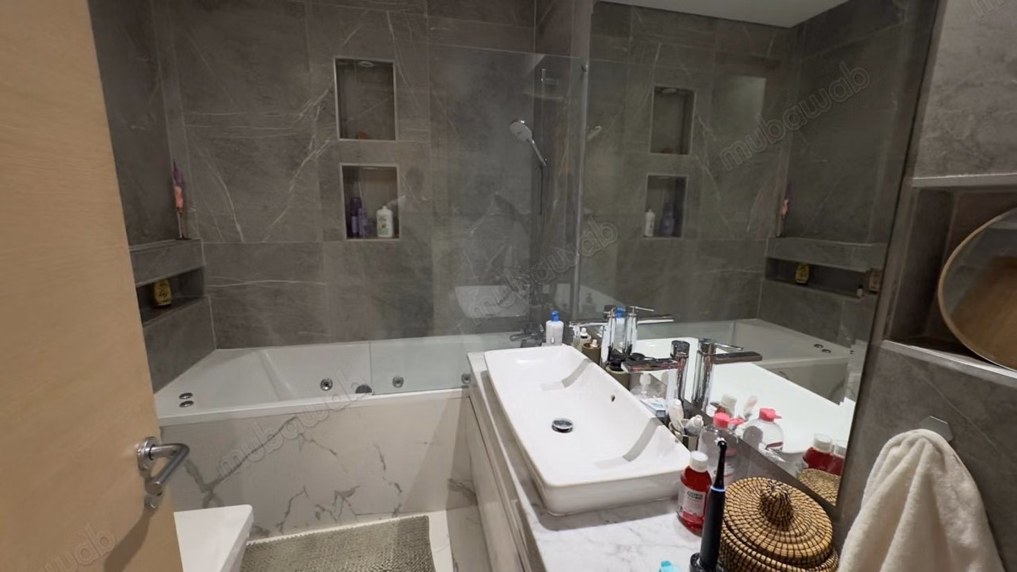 Stunning penthouse apartment facing south in Prestigia Golf City