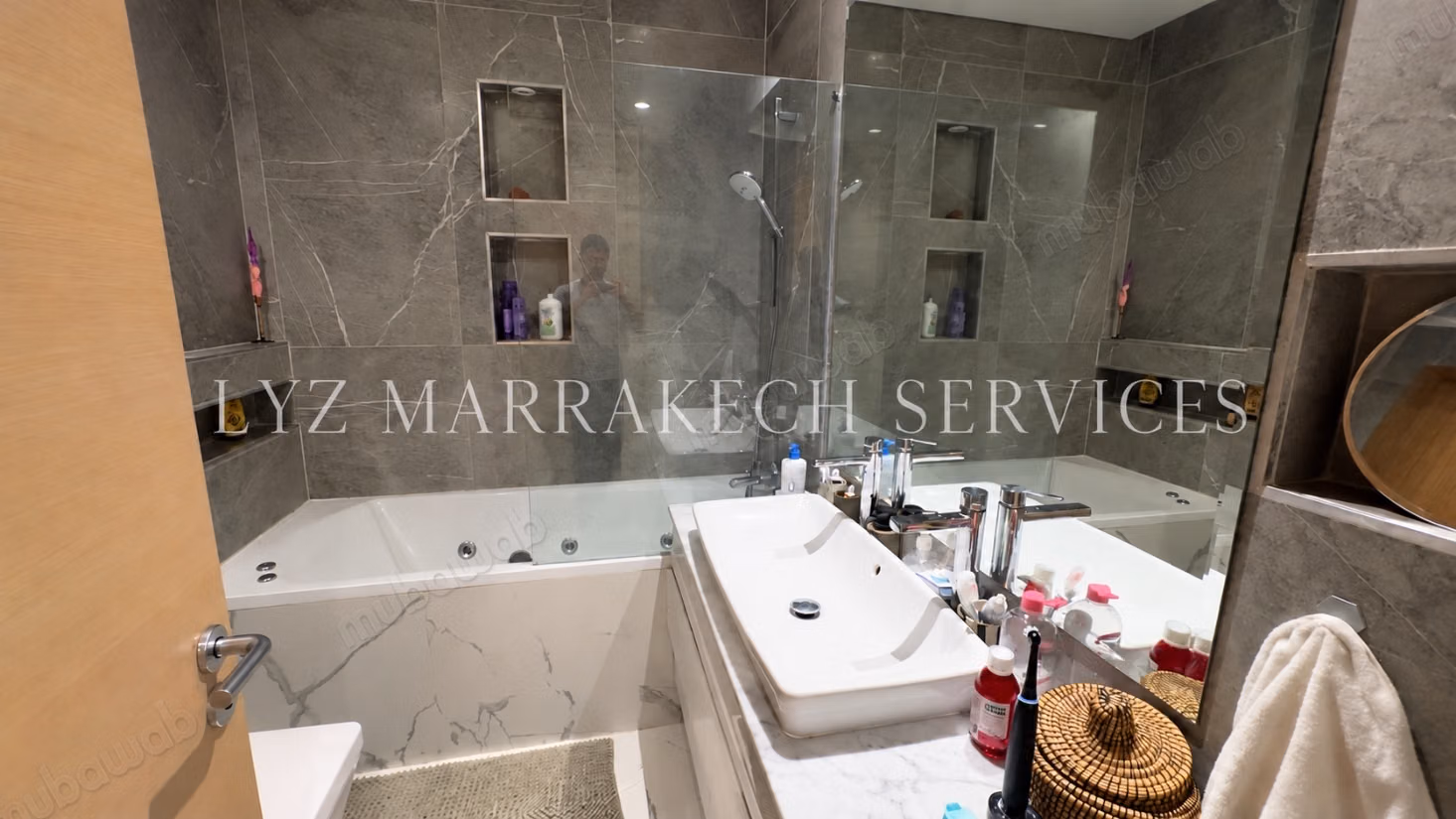 Stunning penthouse apartment facing south in Prestigia Golf City