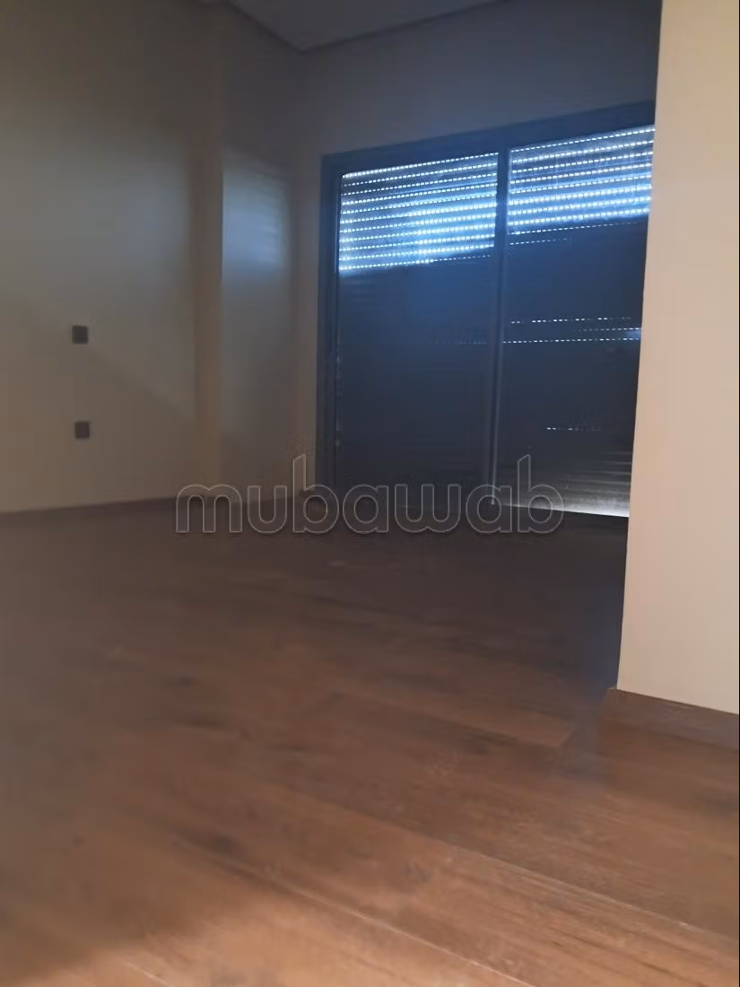 Triplex 264 m a vendre a harhoura