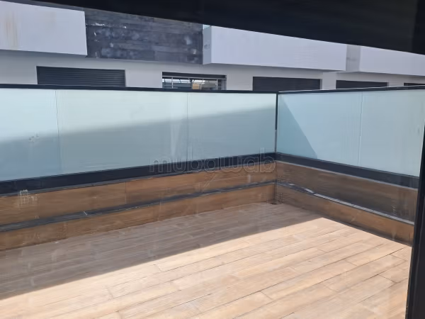 Triplex 364 m à vendre à Harhoura