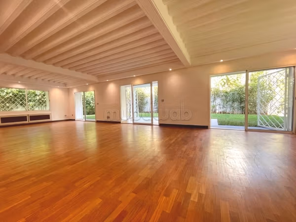 Villa Art décò à louer 
Anfa supérieur