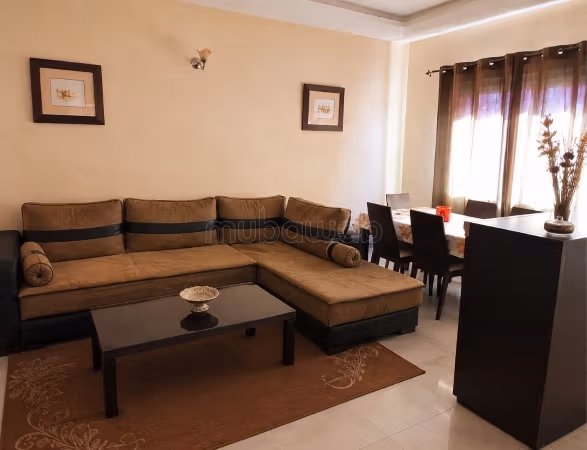 Bel appartement à vendre à Guéliz. Surface totale 62 m². Parabole