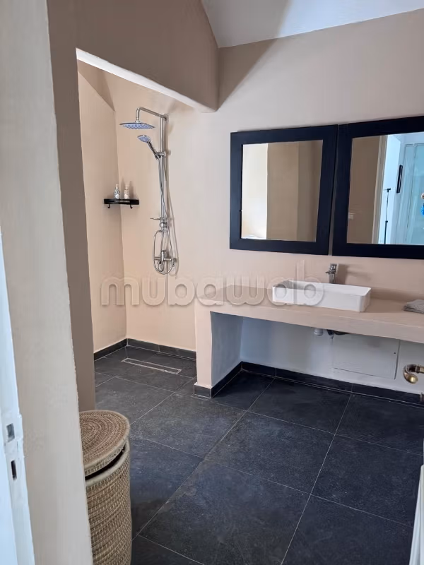 Apartment to purchase in Majorelle. 3 large living areas. Lift and terrace