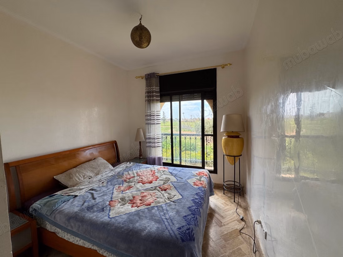 Bel appartement à louer ou à vendre avec un toit