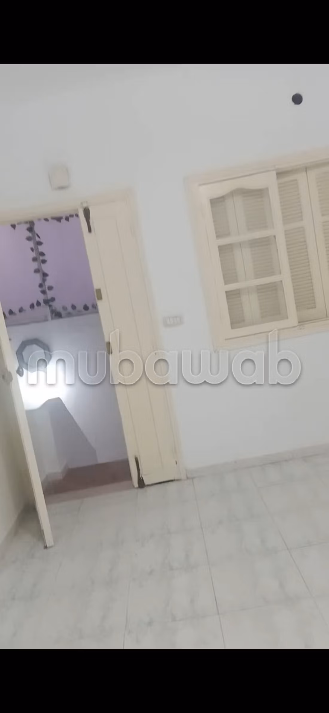 Proprietà in vendita a Ben Arous. 8 camere da letto. Terrazzo e garage
