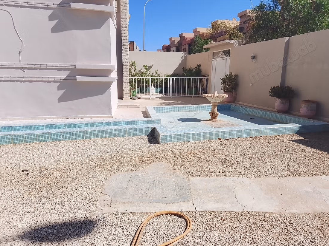 Villa moderna in vendita a Tamansourt Marrakech 355m2