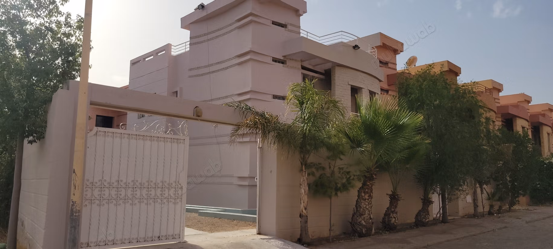 Villa moderna in vendita a Tamansourt Marrakech 355m2