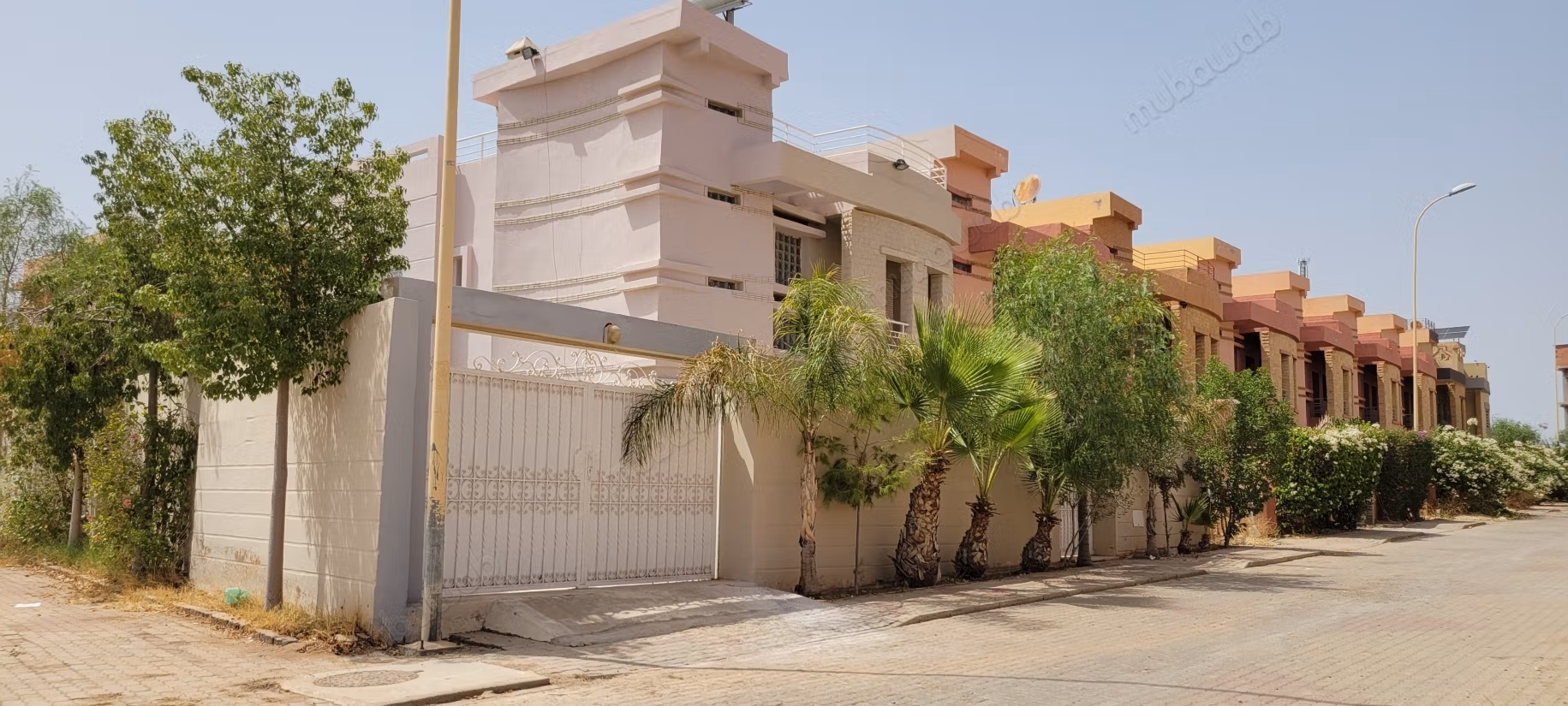 Villa moderna in vendita a Tamansourt Marrakech 355m2