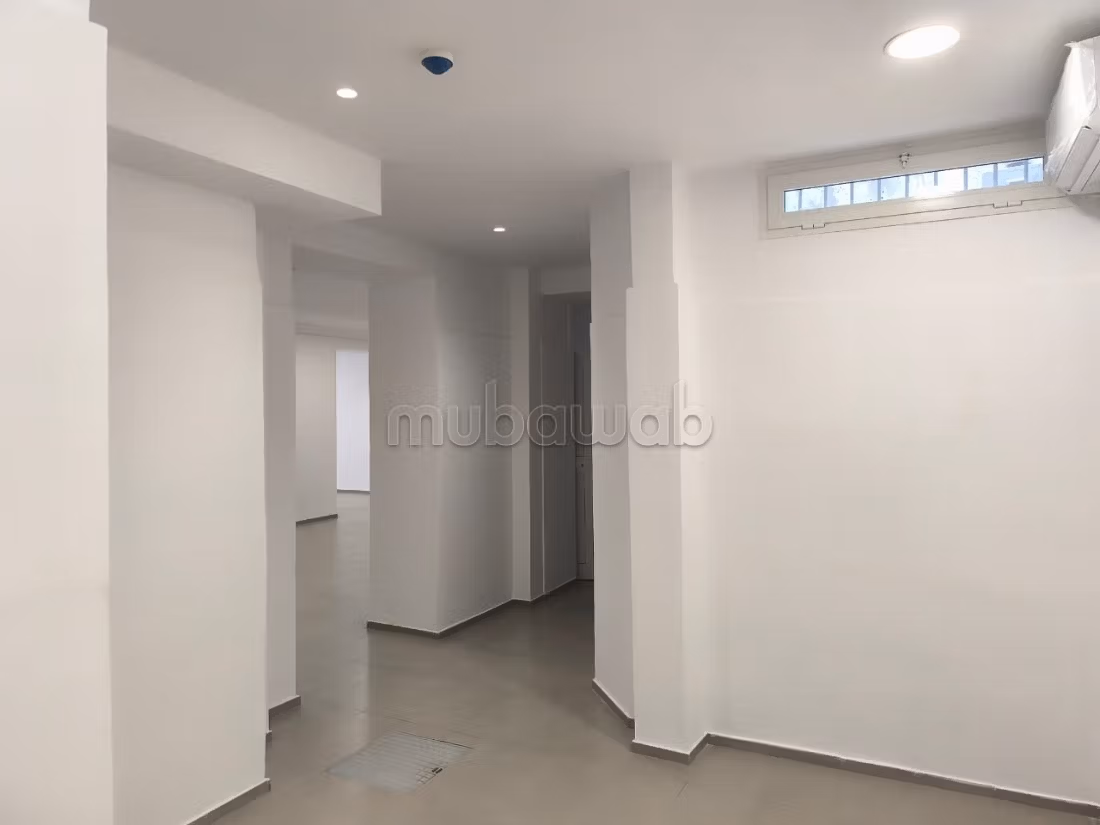 Ummeuble Usage Bureautique Rue cameroun Tunis