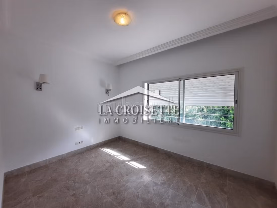 Villa s5 avec piscine à La Marsa