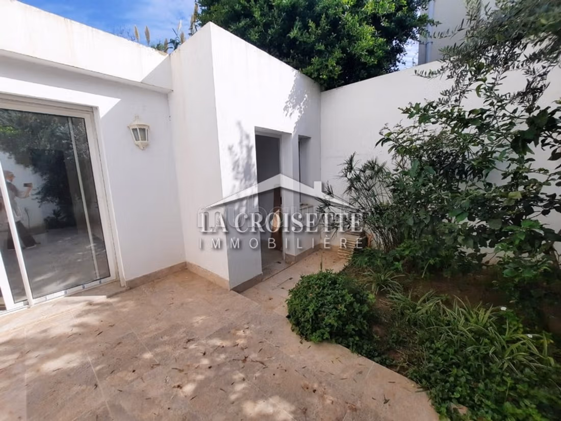 Villa s5 avec piscine à La Marsa