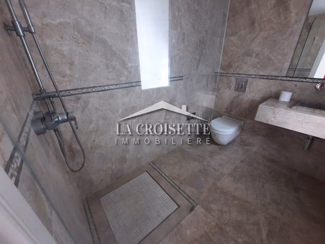 Villa s5 avec piscine à La Marsa