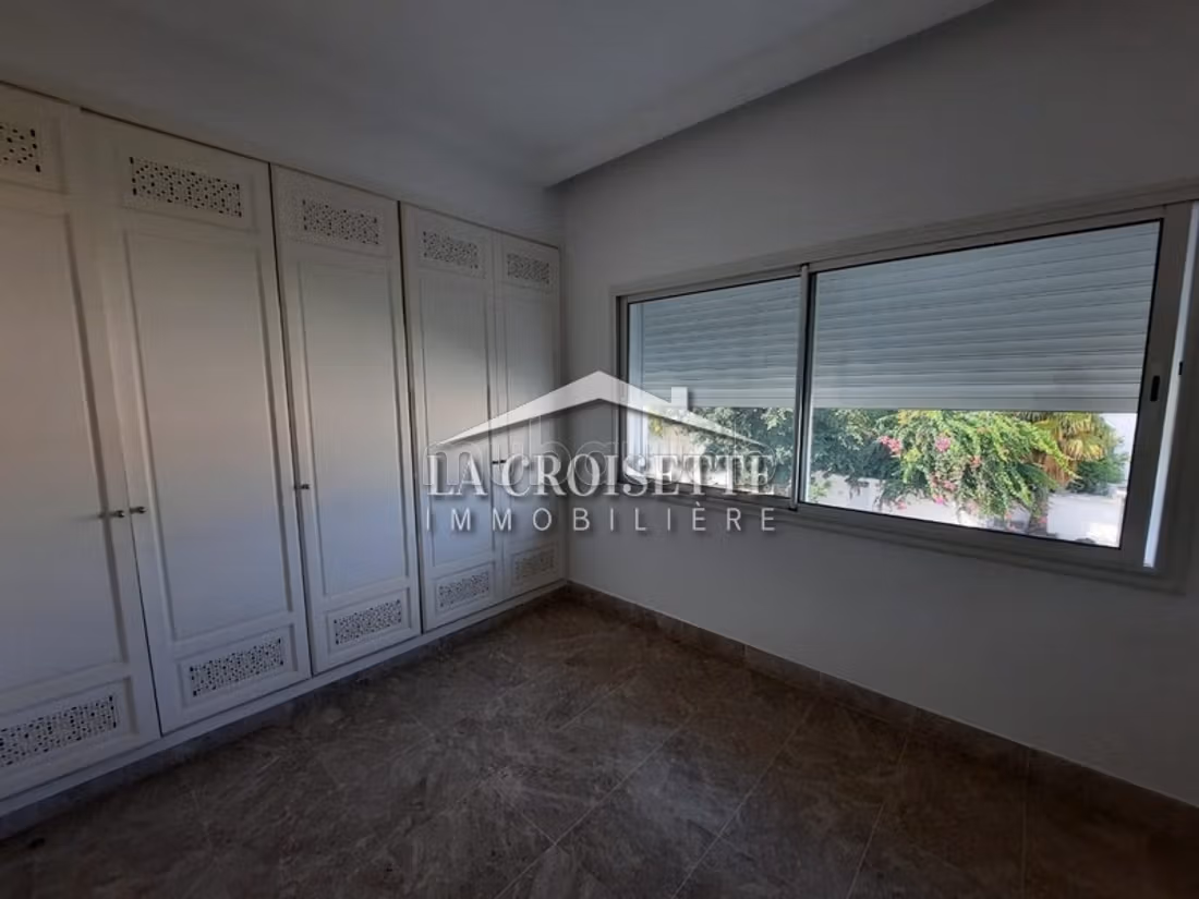 Villa s5 avec piscine à La Marsa