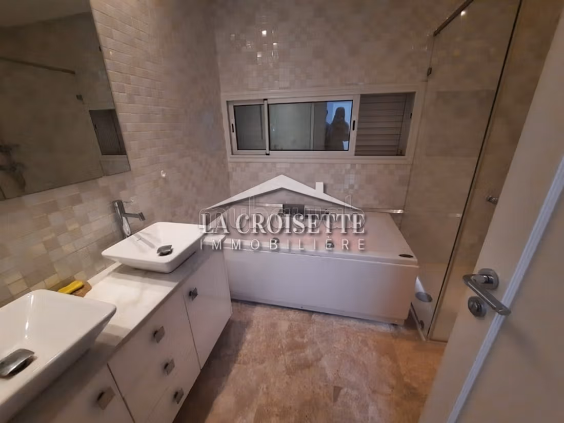 Villa s5 avec piscine à La Marsa