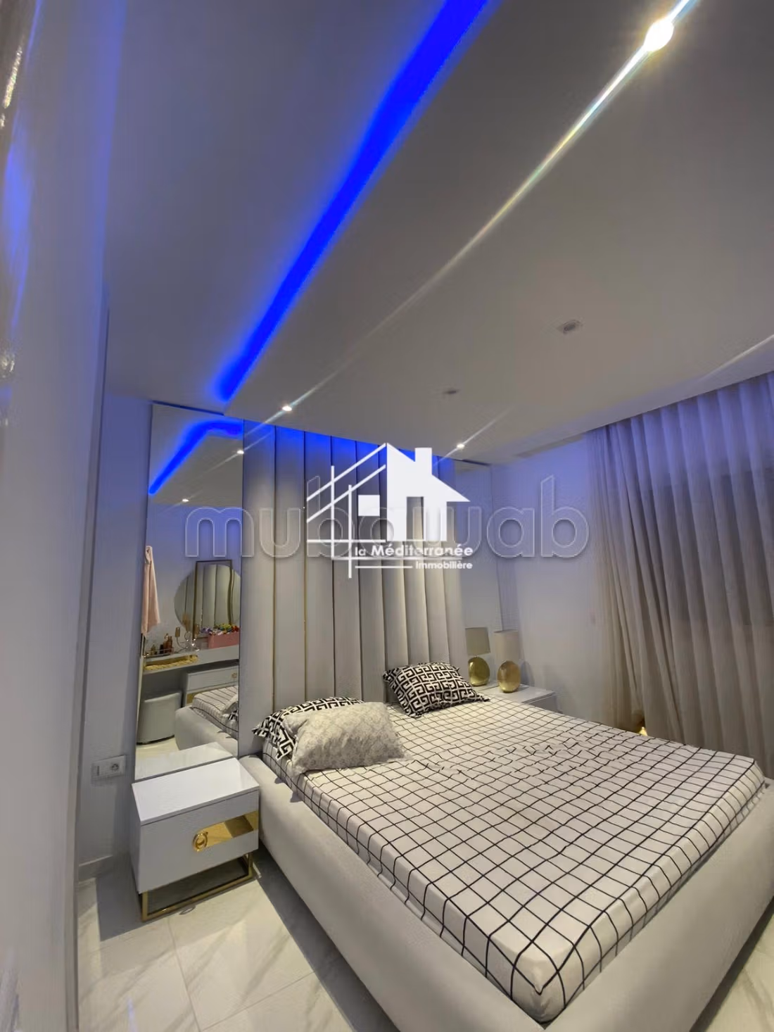 A vendre appartement S3 hst au bardo 2