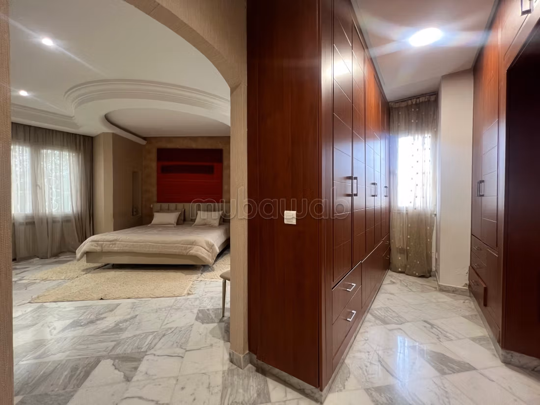 A vendre une villa à Ennasr