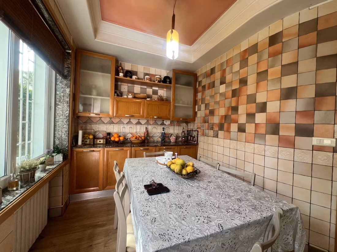 A vendre une villa à Ennasr
