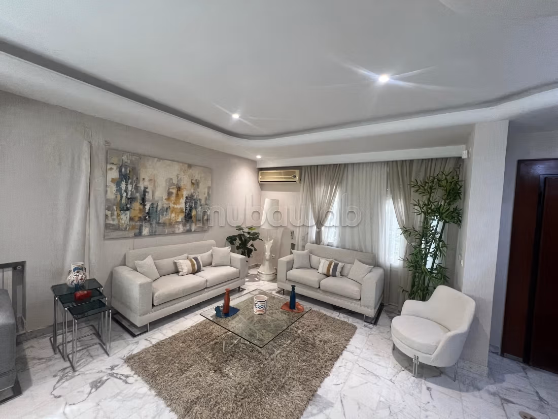 A vendre une villa à Ennasr