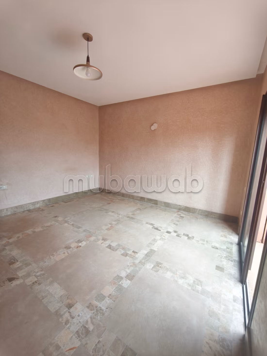 Luxury house for rent on Route de l'Ourika. Area 237 m². Pool and air conditioning.