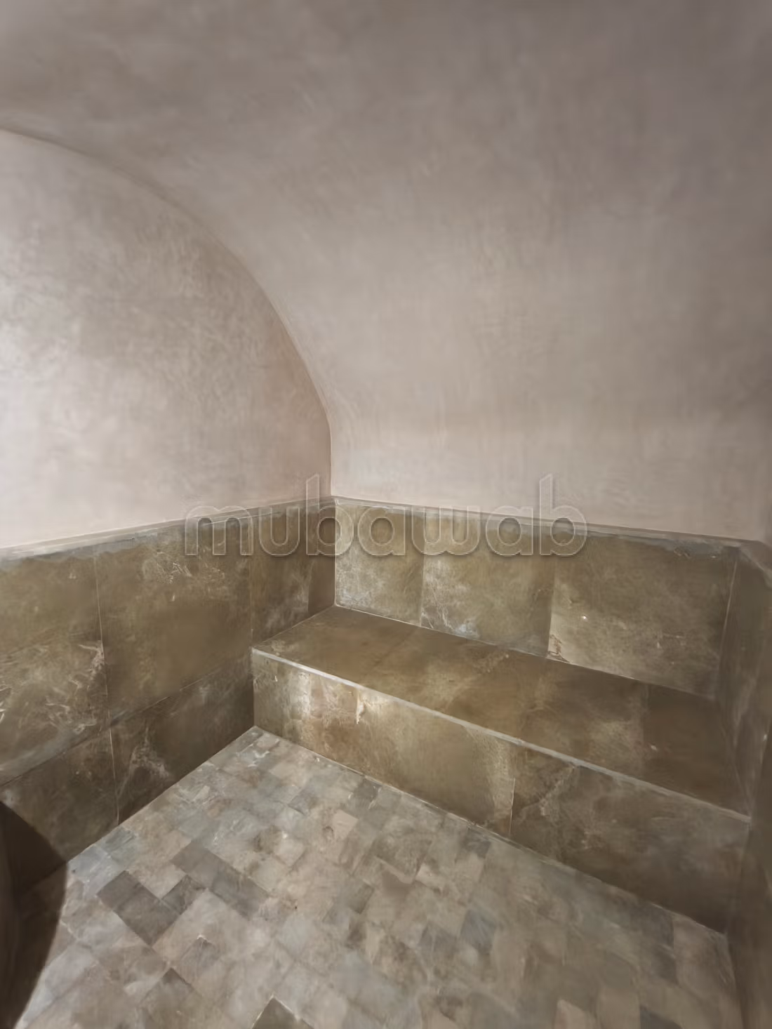 Luxury house for rent on Route de l'Ourika. Area 237 m². Pool and air conditioning.