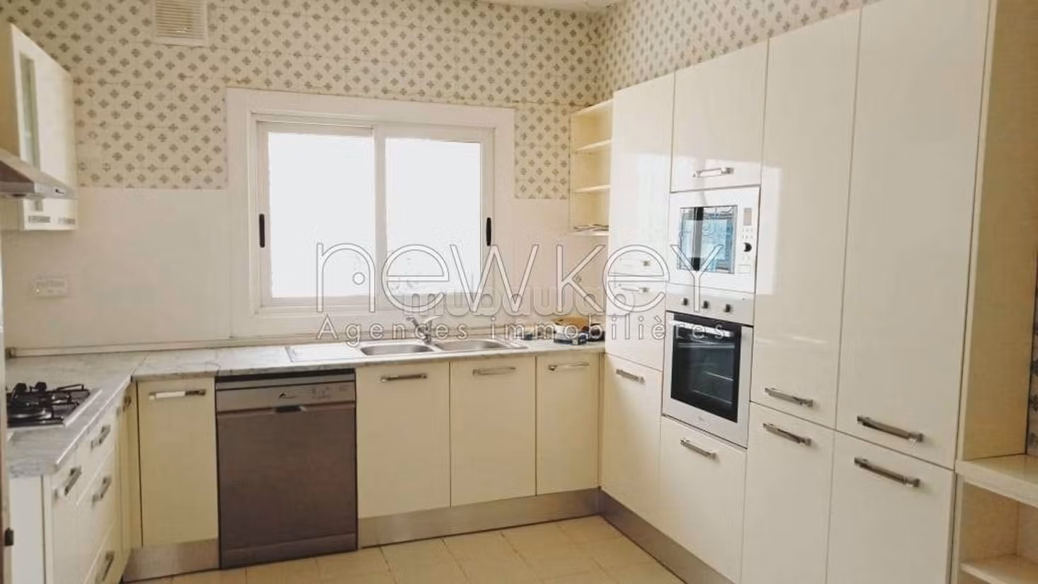 Villa S3 avec jardin à Gammarth