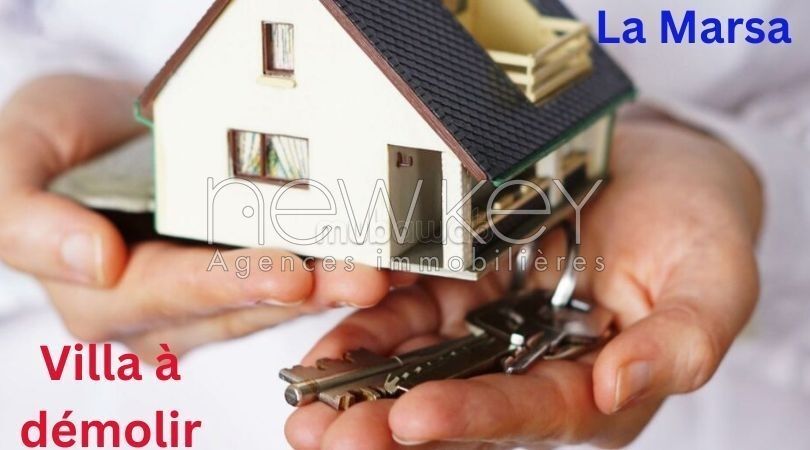 À vendre: villa à rénover à La Marsa