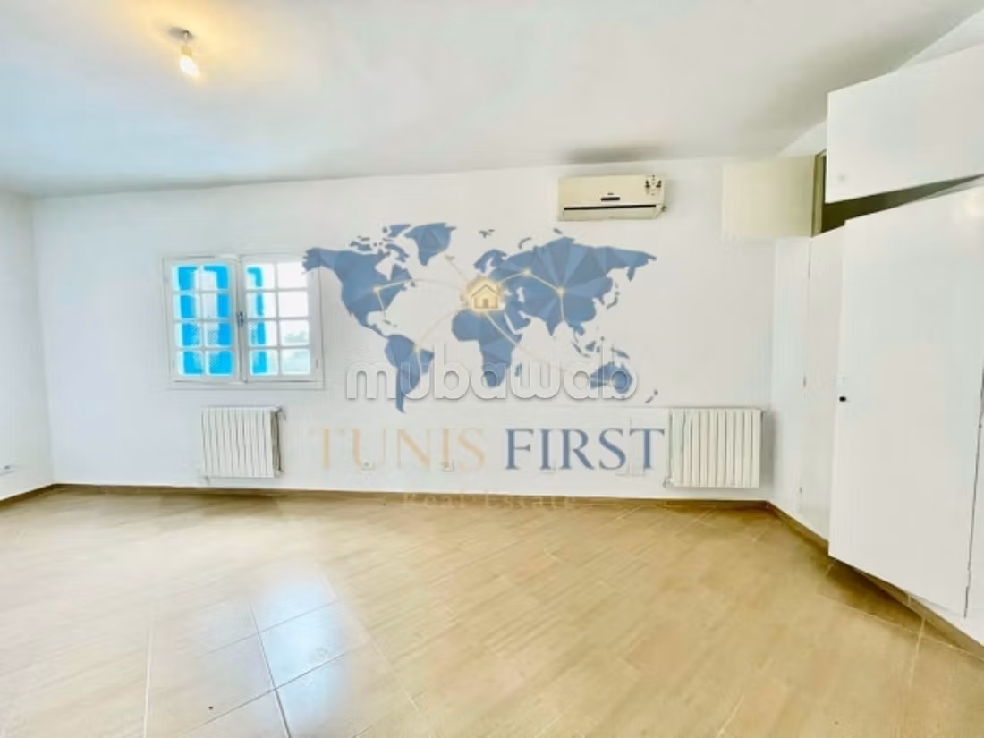 In affitto Duplex con piscina a Città El Khalil