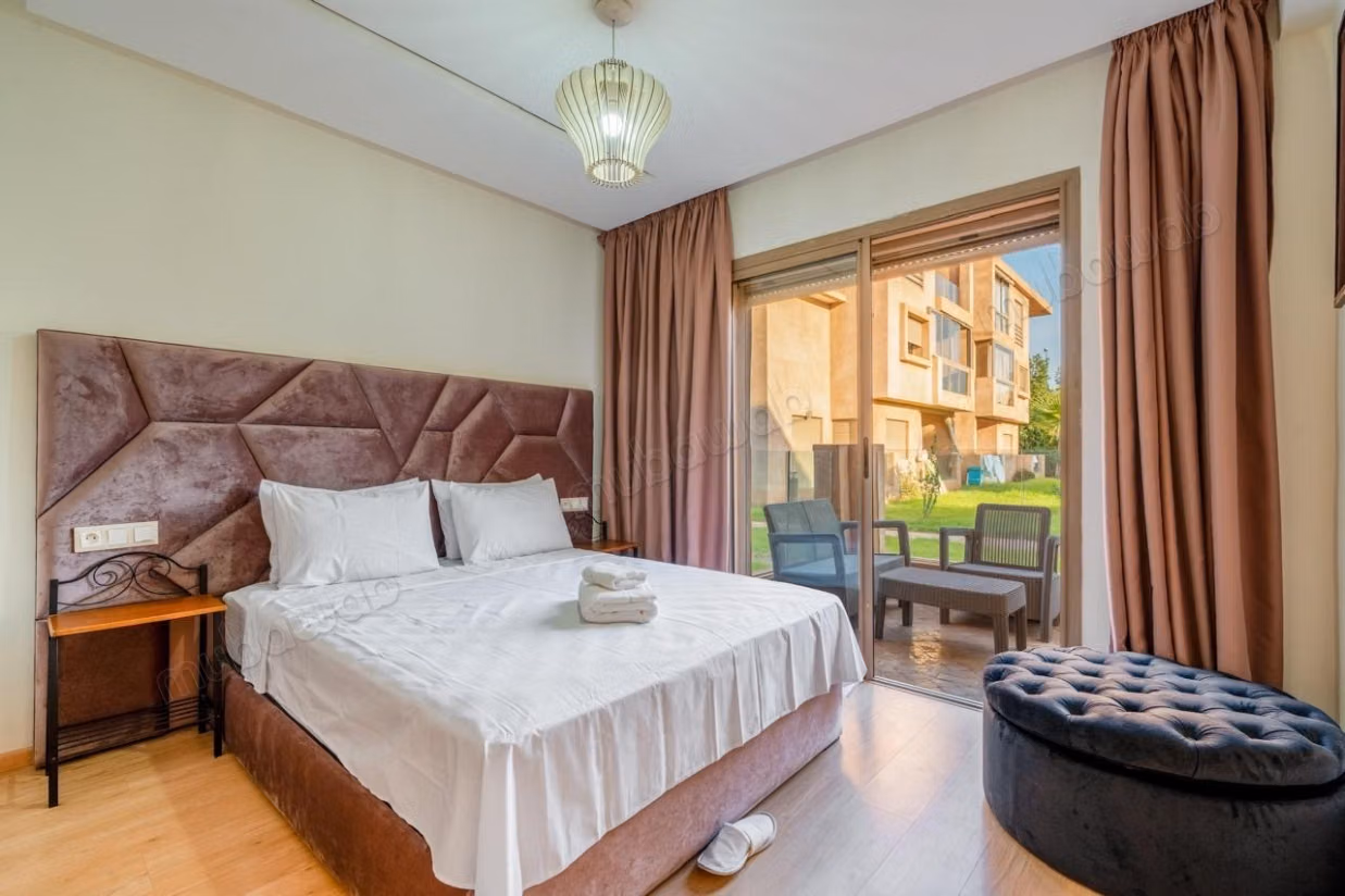 Residence pool Boulevard Mohamed 6