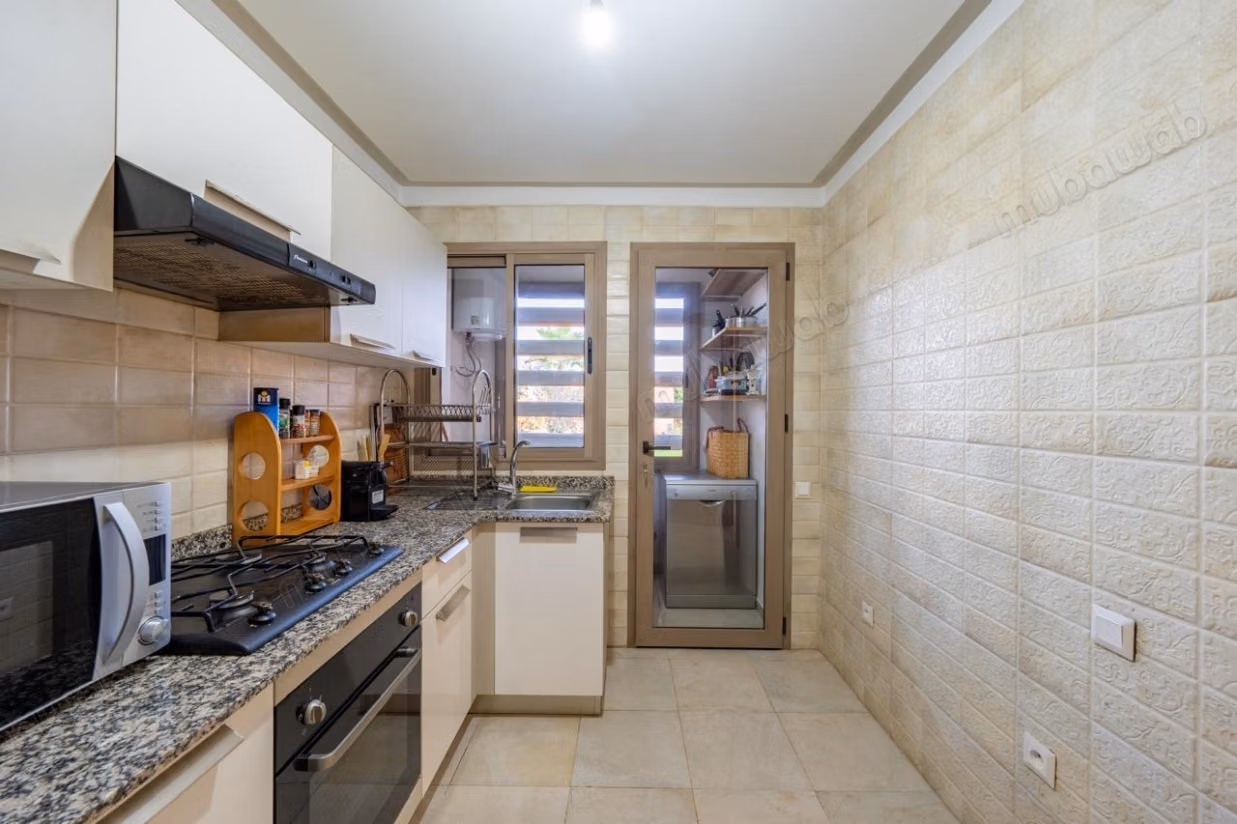 Residence pool Boulevard Mohamed 6
