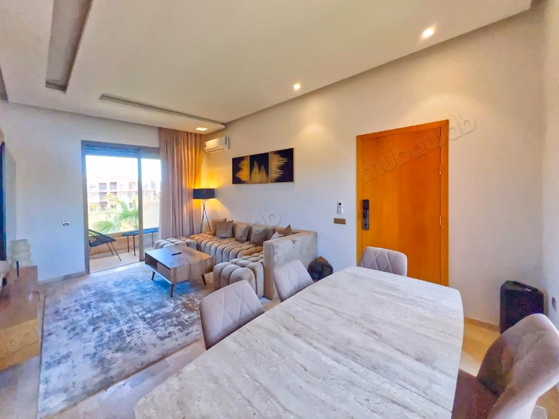 3 chambres • suite parentale • piscine • meublé