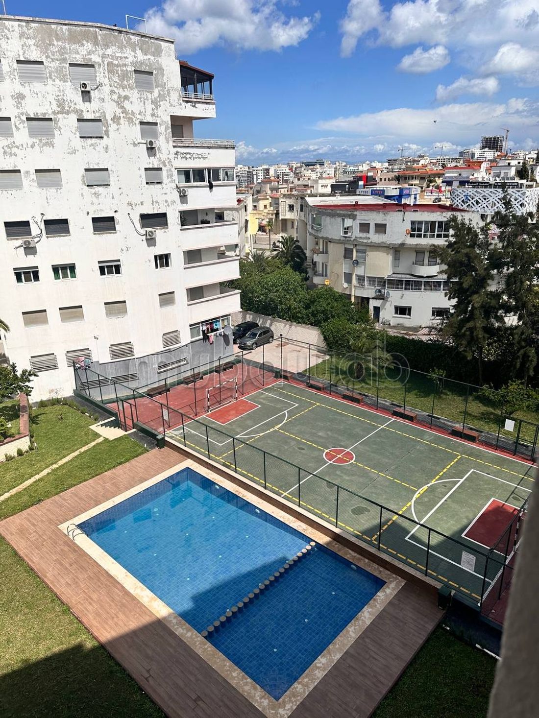 Bel appartamento con terrazza a TANGERI