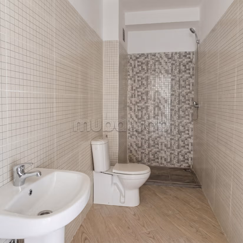 Appartement a cote Macdo a Vendre