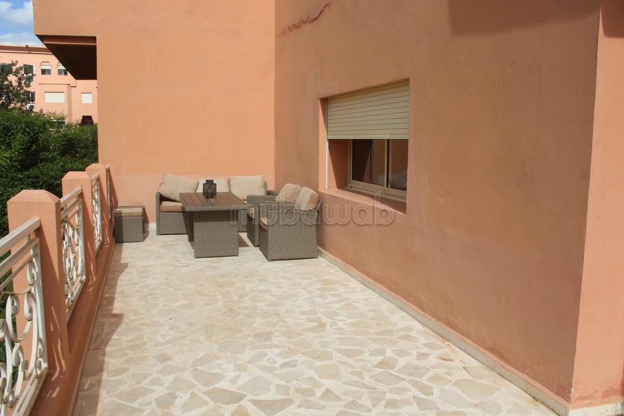 Grande studio con grande terrazza