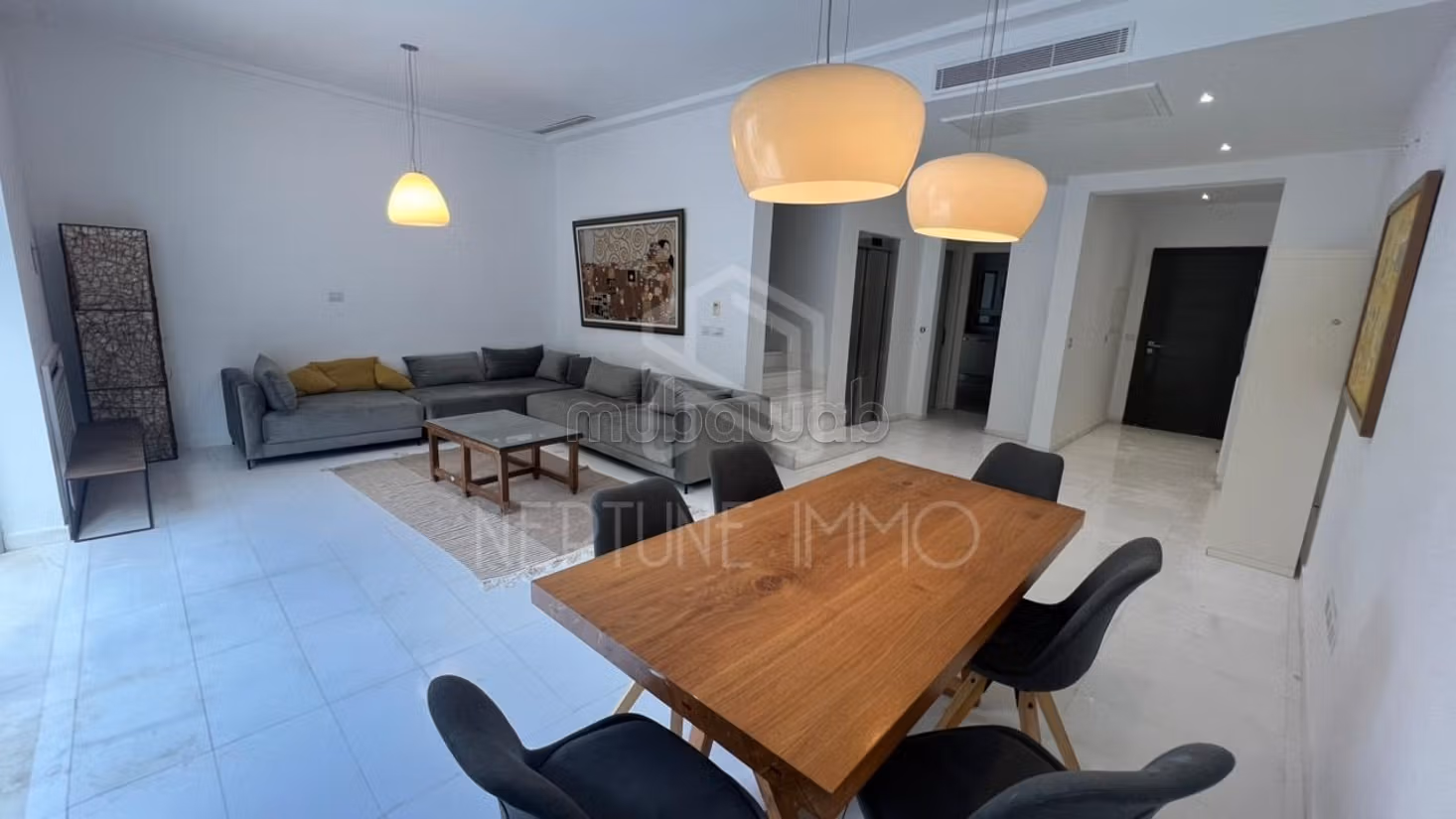 À vendre Triplex avec piscine à Gammarth