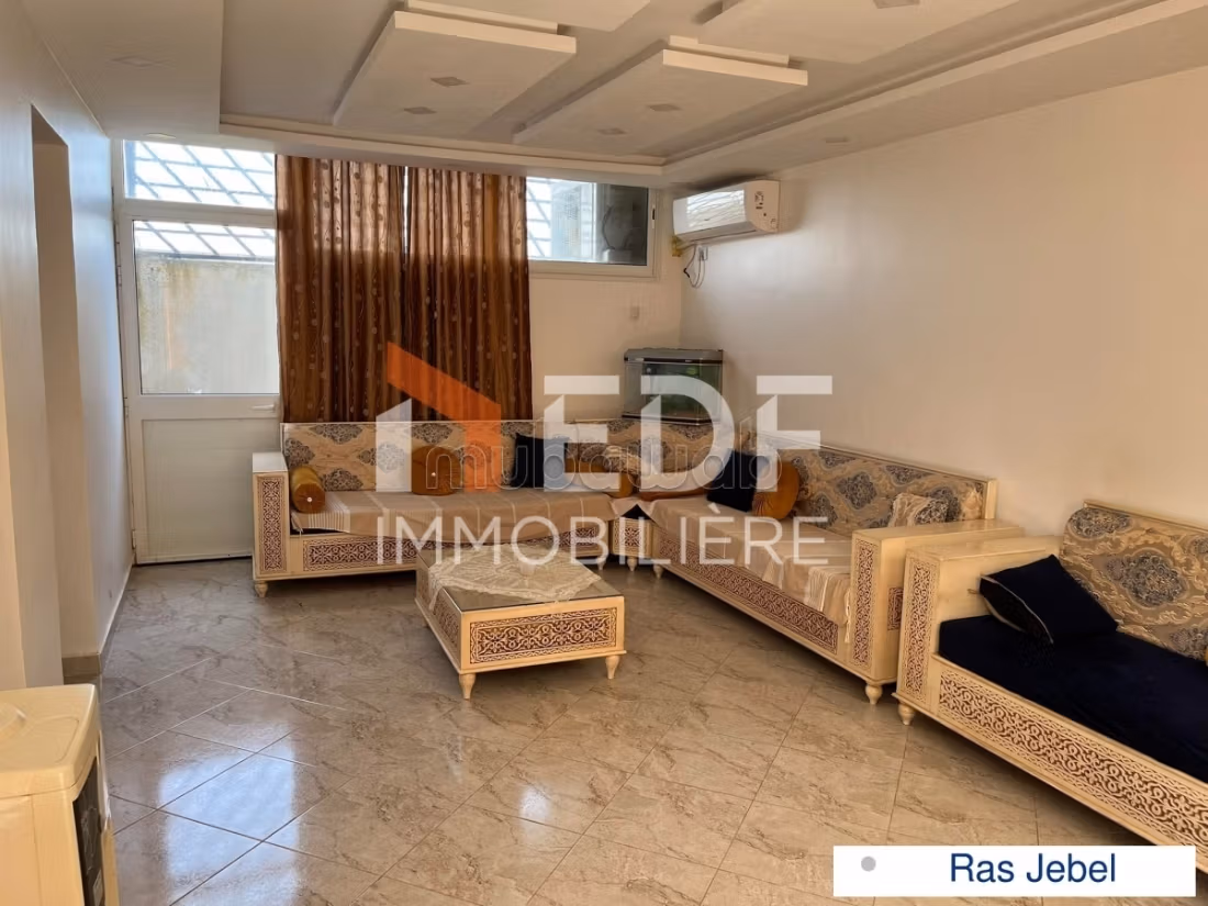 Duplex in vendita su Route de la Plage Ras Jebal