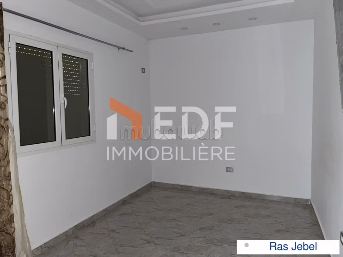 Duplex in vendita su Route de la Plage Ras Jebal