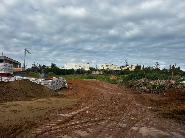 Terrain à Souissi Machrek, Rabat 10 960 m² · Zone D4 · Quartier des Ambassades