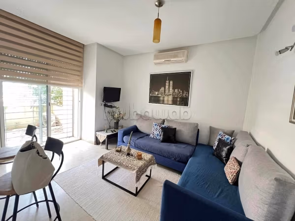A louer S1 meublé avec jardin Sup 70 m² au lac 2