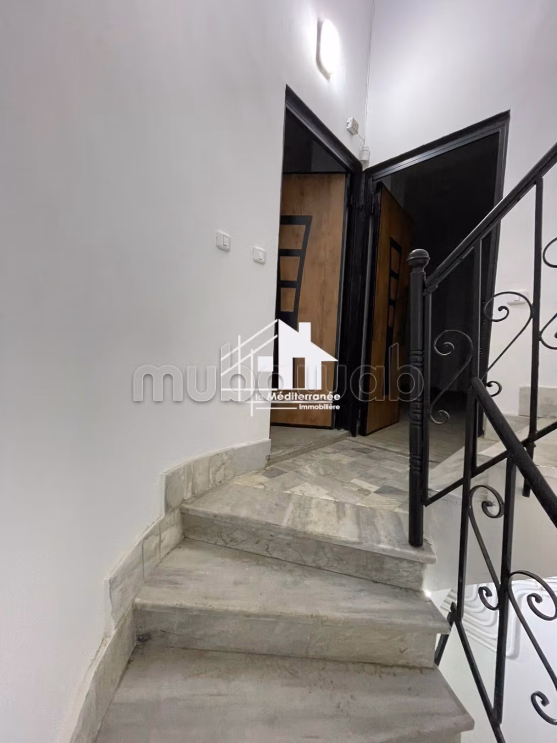 In affitto edificio ad uso ufficio a Tunisi