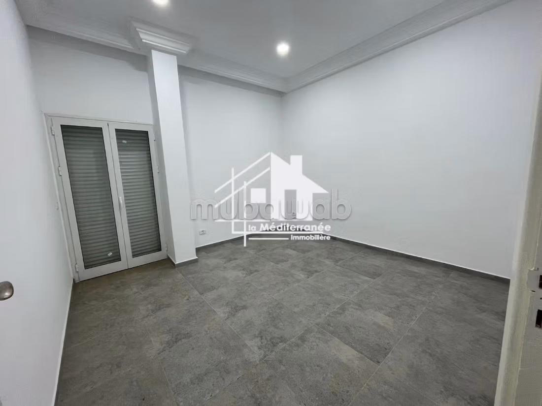 In affitto edificio ad uso ufficio a Tunisi