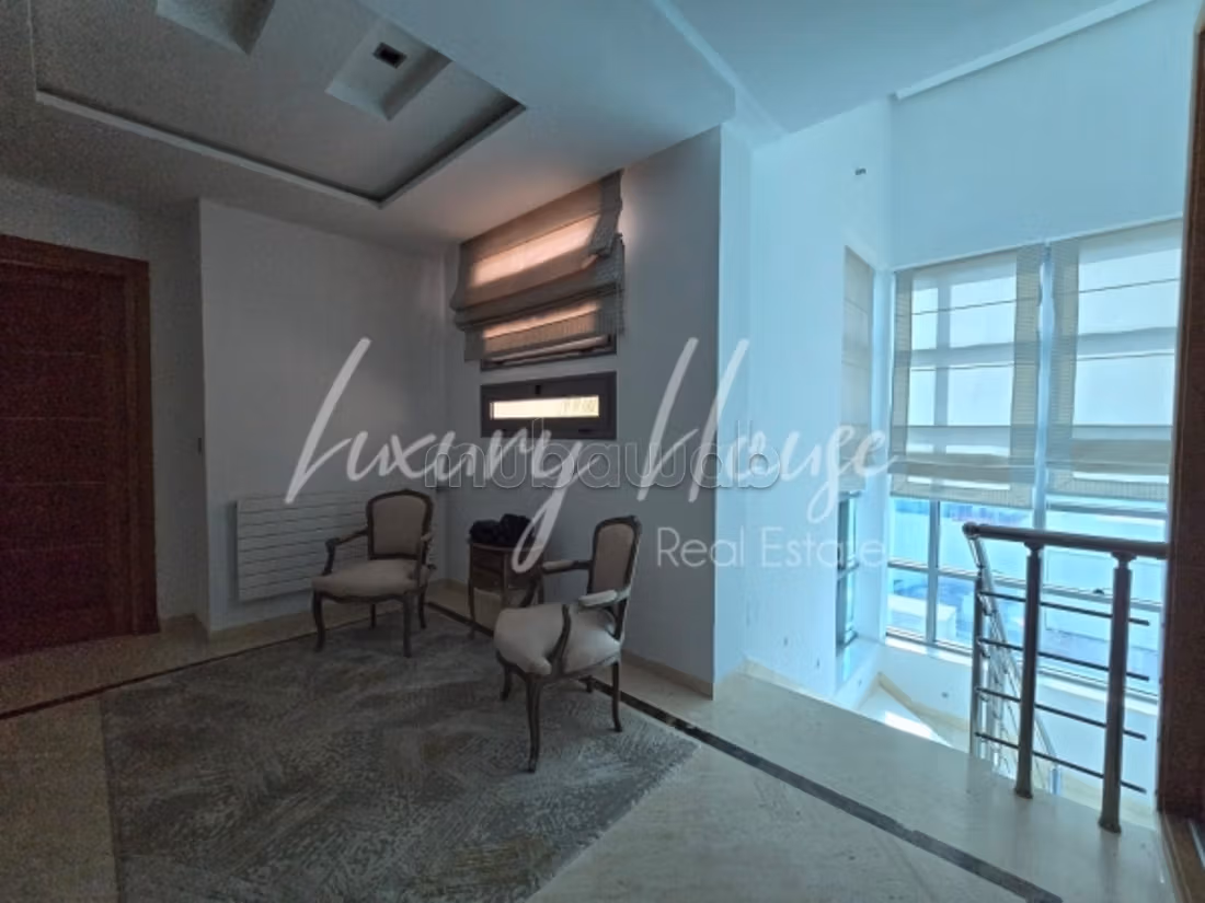 Villa haut Standing S5 meublée à la Marsa