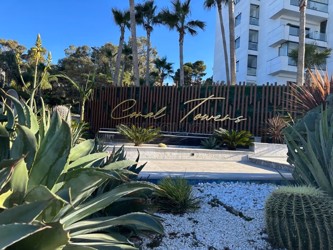 Appartement à l'achat à Malabata. 
Surface totale 134 m². 
Ascenseur et terrasse