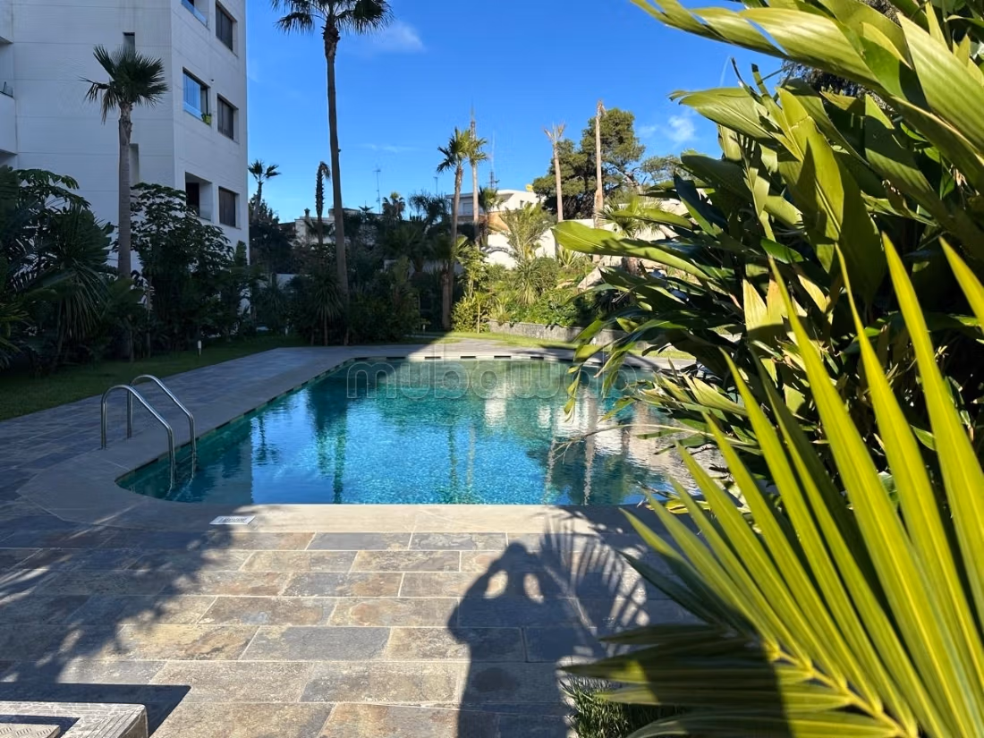 Appartement à l'achat à Malabata. 
Surface totale 134 m². 
Ascenseur et terrasse — 3